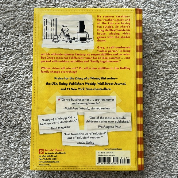 Diary of a Wimpy Kid Dog Days by Jeff Kinney - Picture 2 of 4